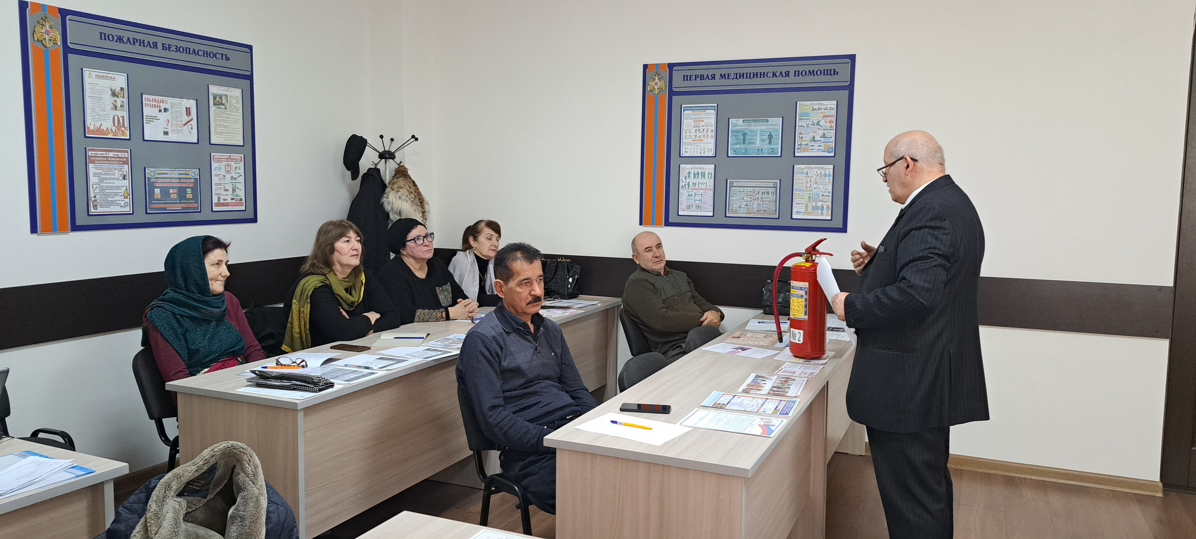 Занятия на курсах ГО