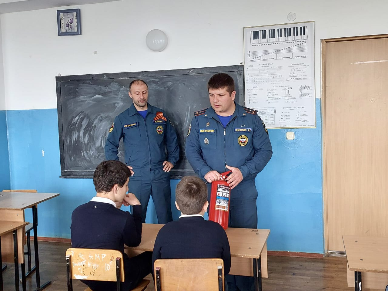 Урок Мужества и патриотизма в образовательных учреждениях Сулейман-Стальского района