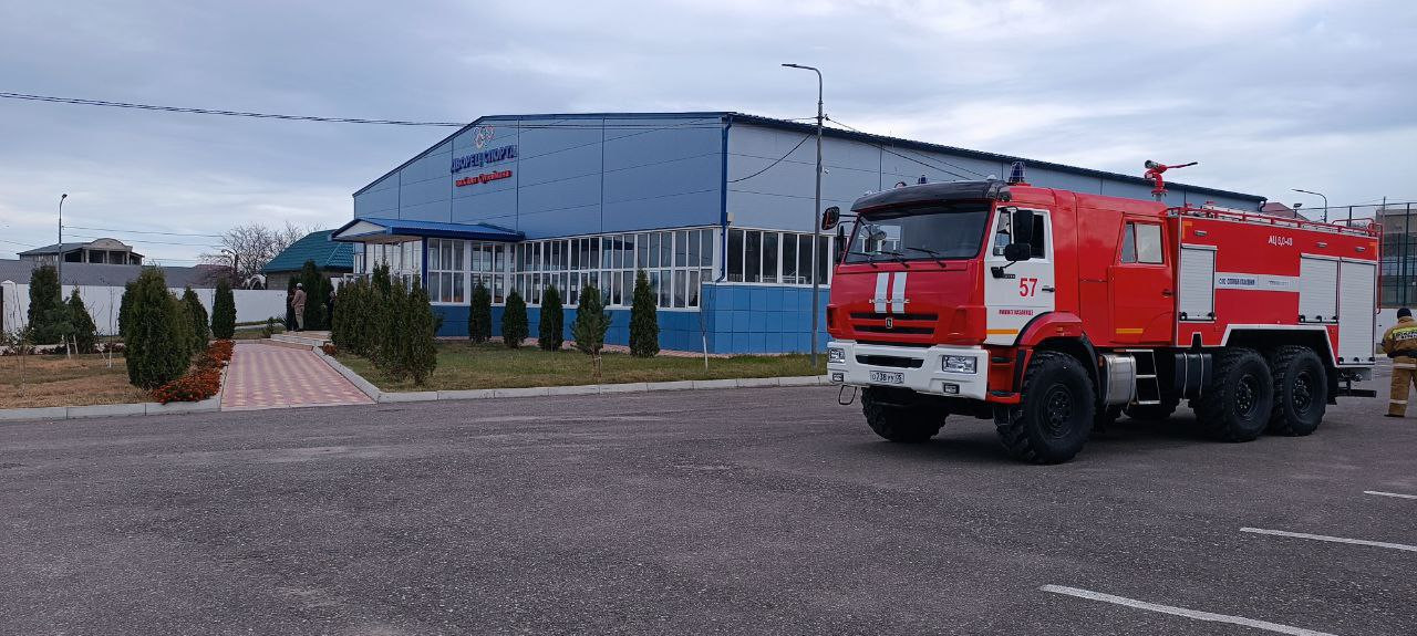 ПТЗ во дворце спорта им. Сали Сулеймана в Буйнакском районе