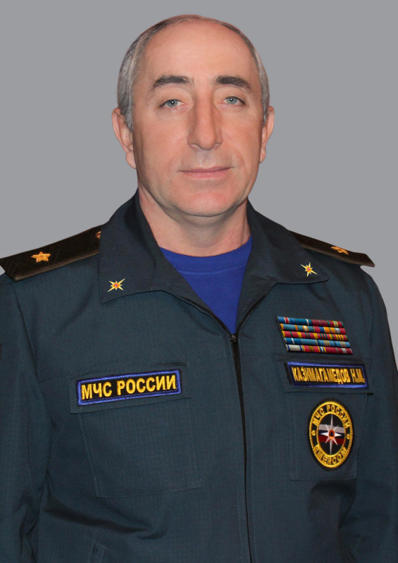 Поздравление Наримана Казимагамедова с Днем защитника Отечества