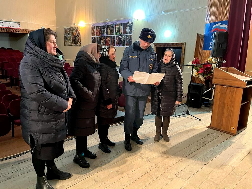 Профилактические мероприятия в муниципальных учреждениях  Кулинского района