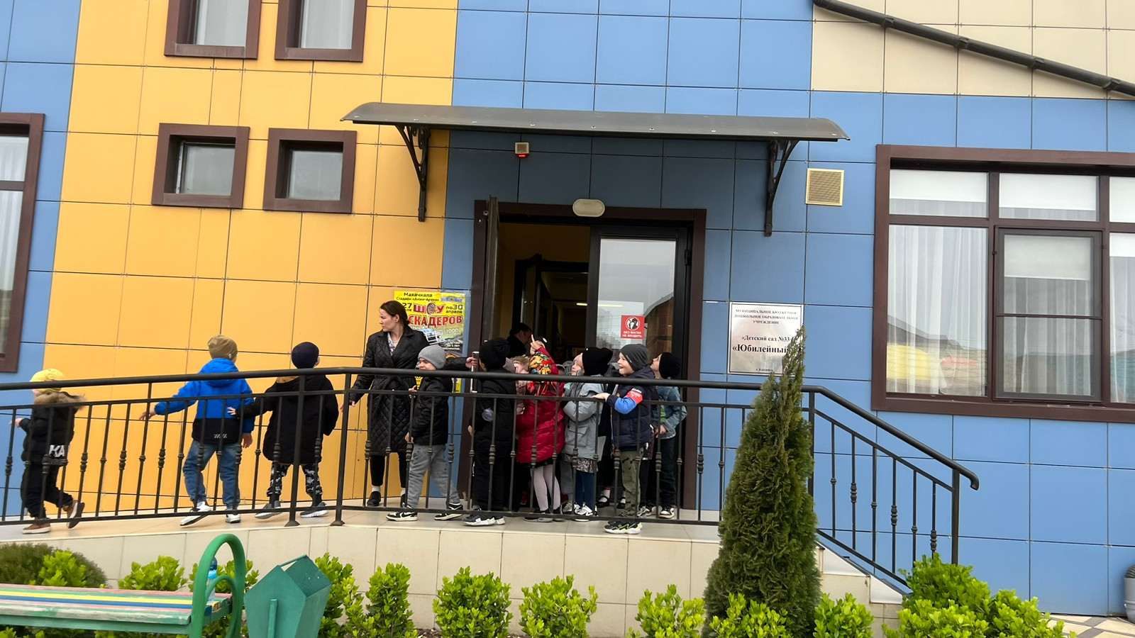 Учебные тренировки в образовательных учреждениях  г. Каспийск