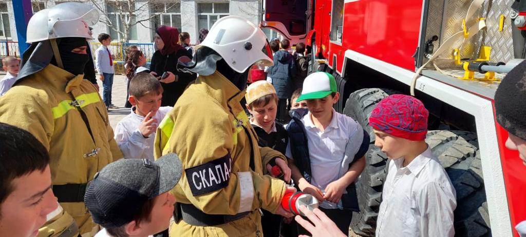 Урок безопасности в ГКОУ РД   «Курминская средняя школа-интернат»  Гергебильского района