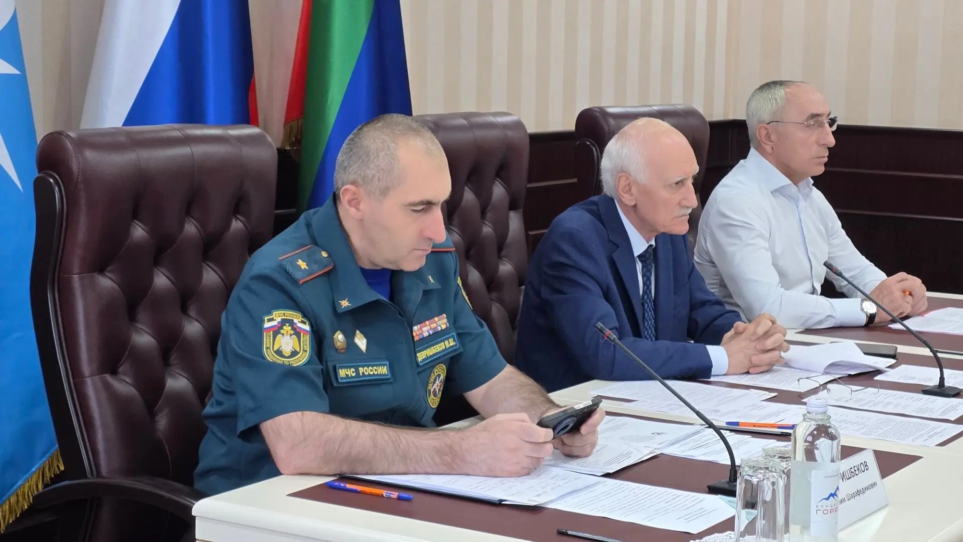 В Ситуационном центре Главы Республики Дагестан состоялось внеочередное заседание Комиссии по предупреждению и ликвидации чрезвычайных ситуаций и обеспечению пожарной безопасности.