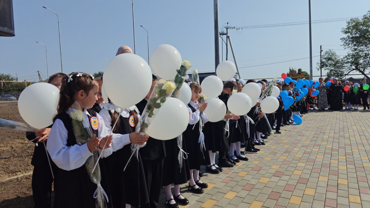 Торжественное открытие школы в селе Шагада Хасавюртовского района.