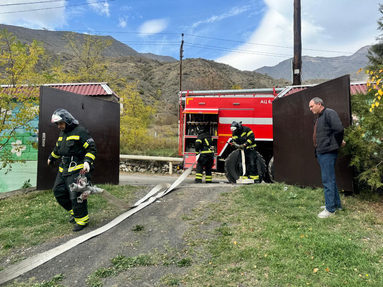 Огнеборцы ПЧ-50 провели пожарно-тактическое занятие в детском санатории
