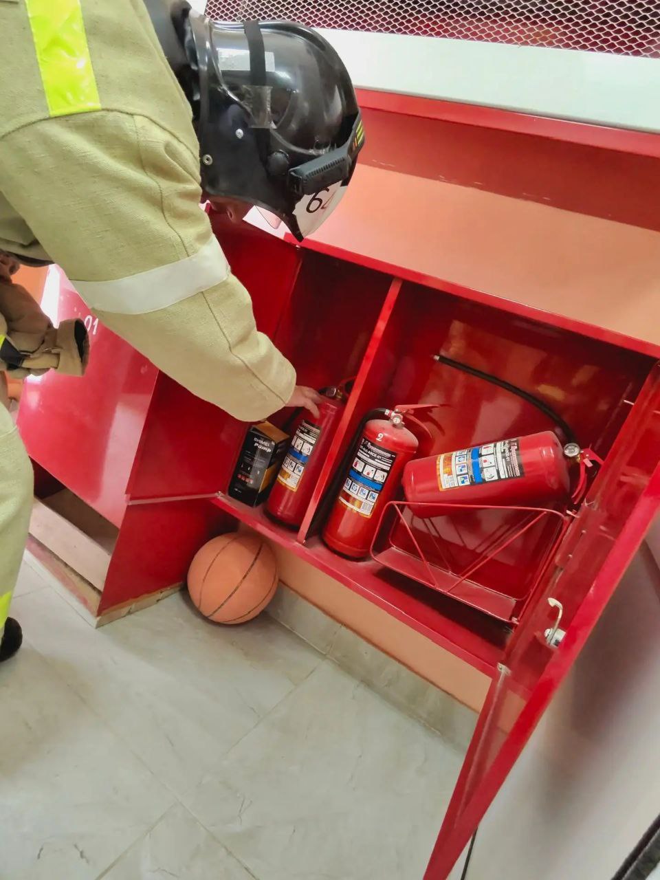 Личный состав ПЧ-64 с. Рахата осуществил многоцелевой выезд в село Шодрода Ботлихского района.