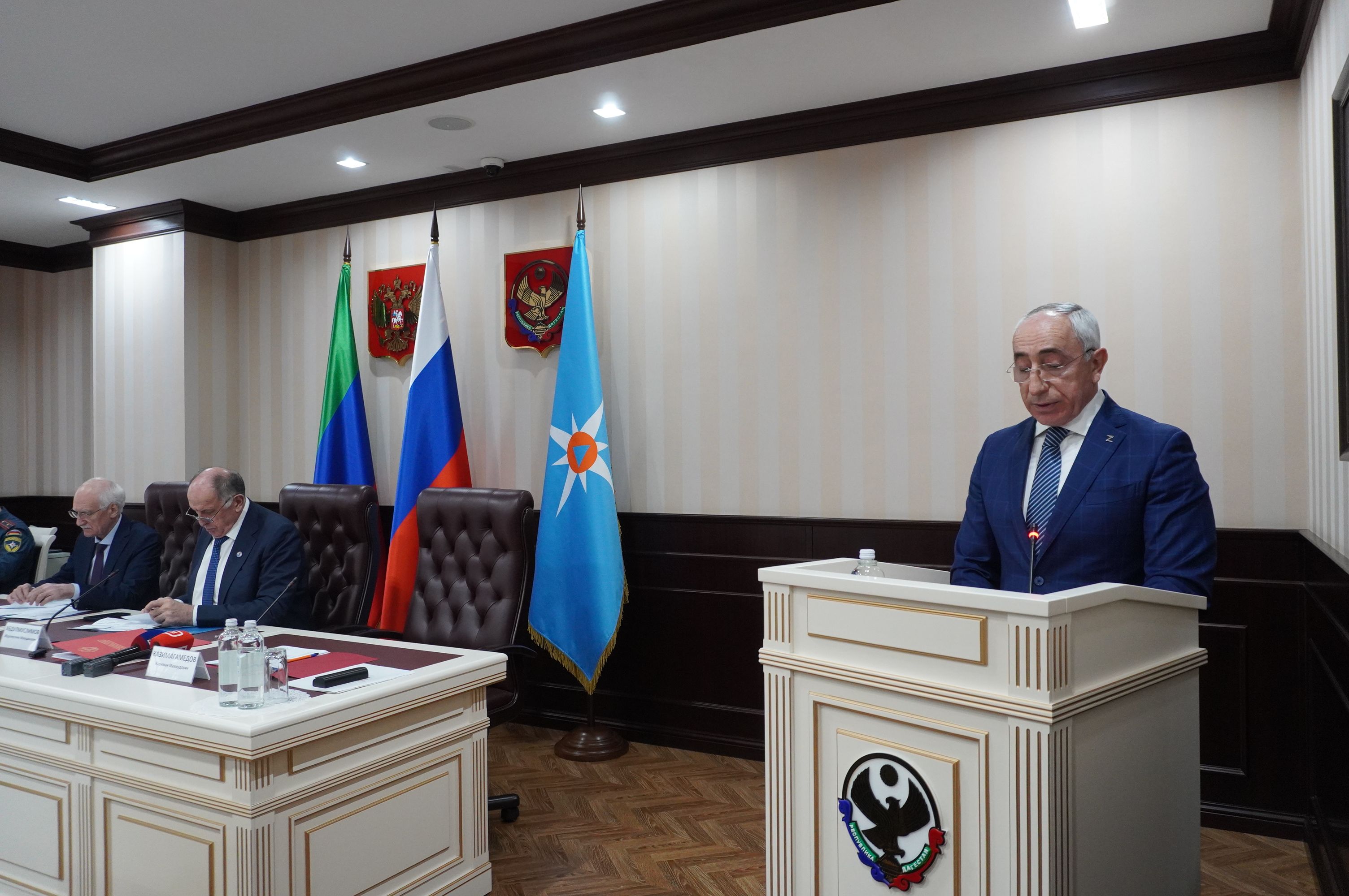 Комиссия по предупреждению и ликвидации ЧС и обеспечению пожарной безопасности в республике прошла в Ситуационном центре Главы РД