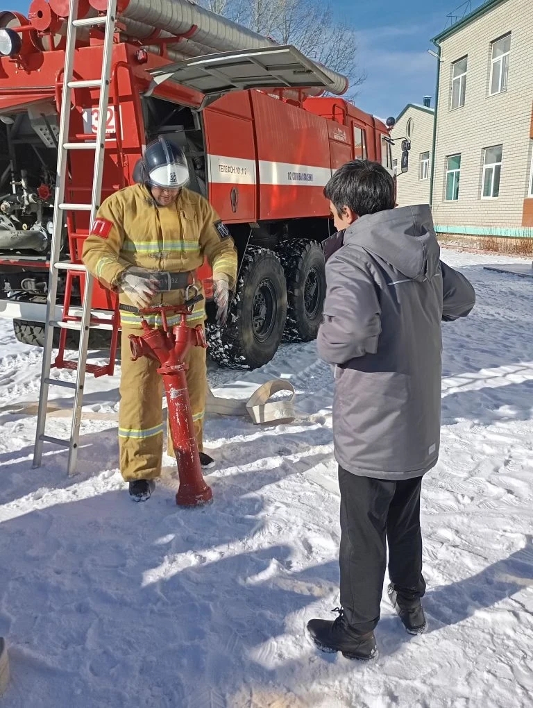 Кулинские огнеборцы в гостях у школьников