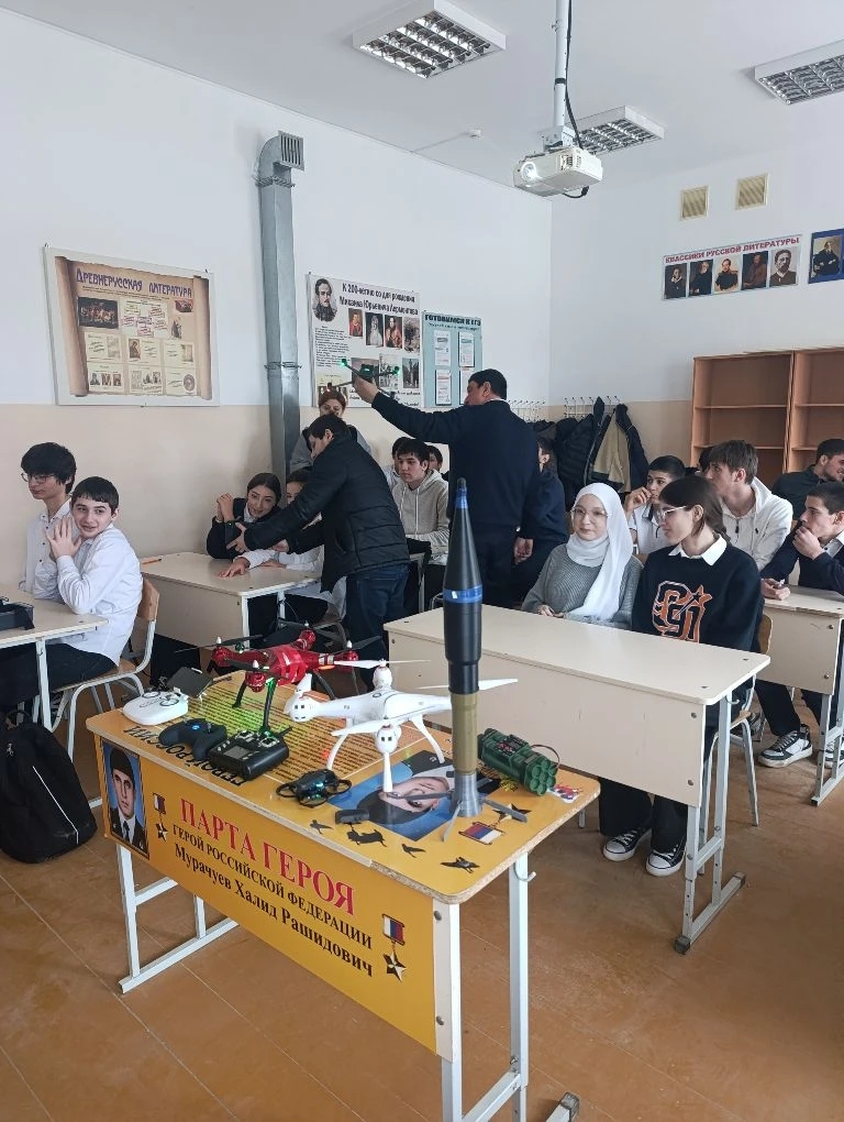 «Не снимать - спрятаться - сообщить» - действия при атаке БПЛА