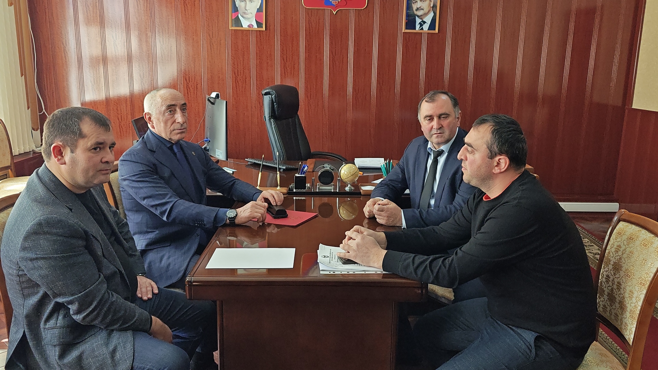 Нариман Казимагамедов посетил с рабочей поездкой Хивский район