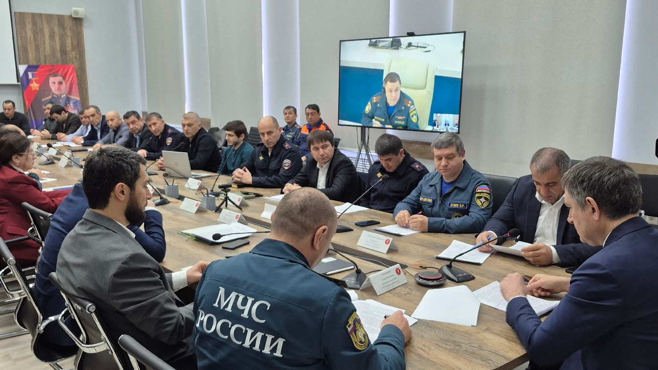 В Сулейман-Стальском районе стартовали Всероссийские командно-штабные учения