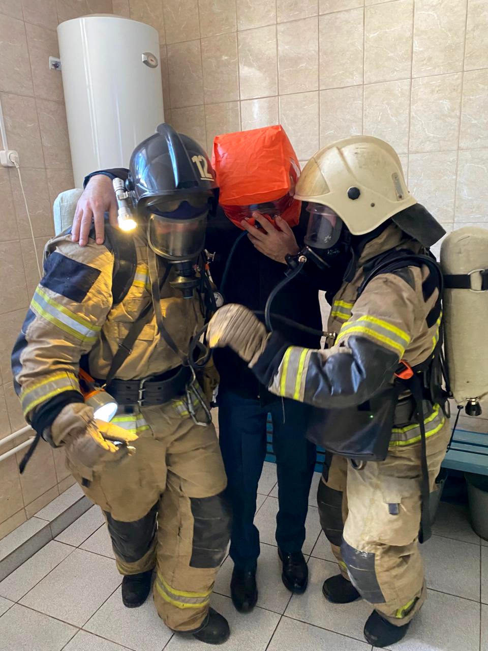 Слаженность в секундах: в Буйнакском районе прошли учения на спортивном объекте