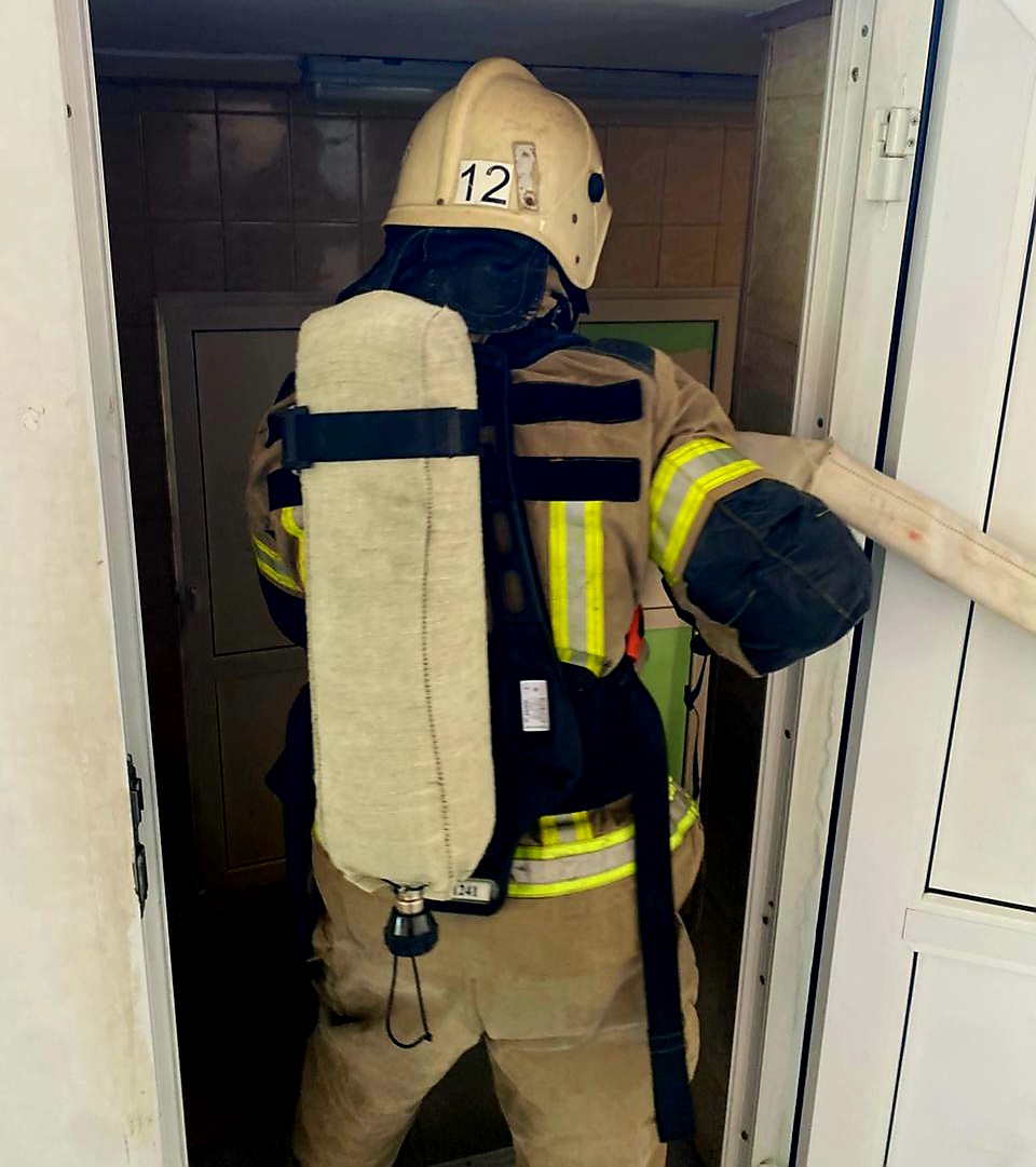 Слаженность в секундах: в Буйнакском районе прошли учения на спортивном объекте