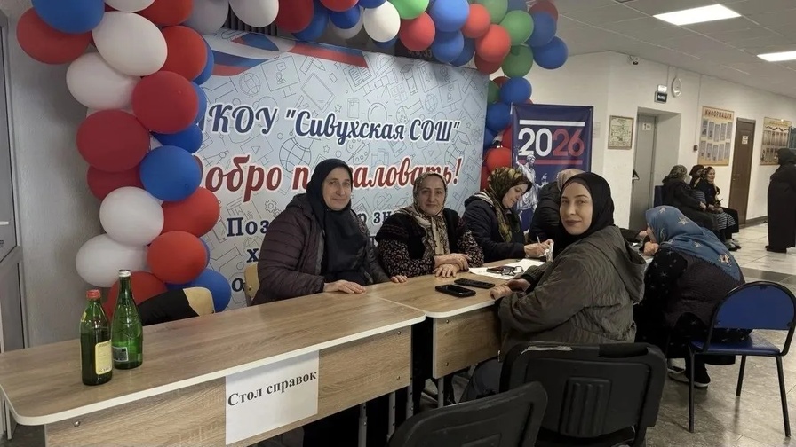 Психологами  ГУ МЧС России по РД и МЧС Дагестана  проводится работа по оказанию психологической поддержки эвакуированному населению