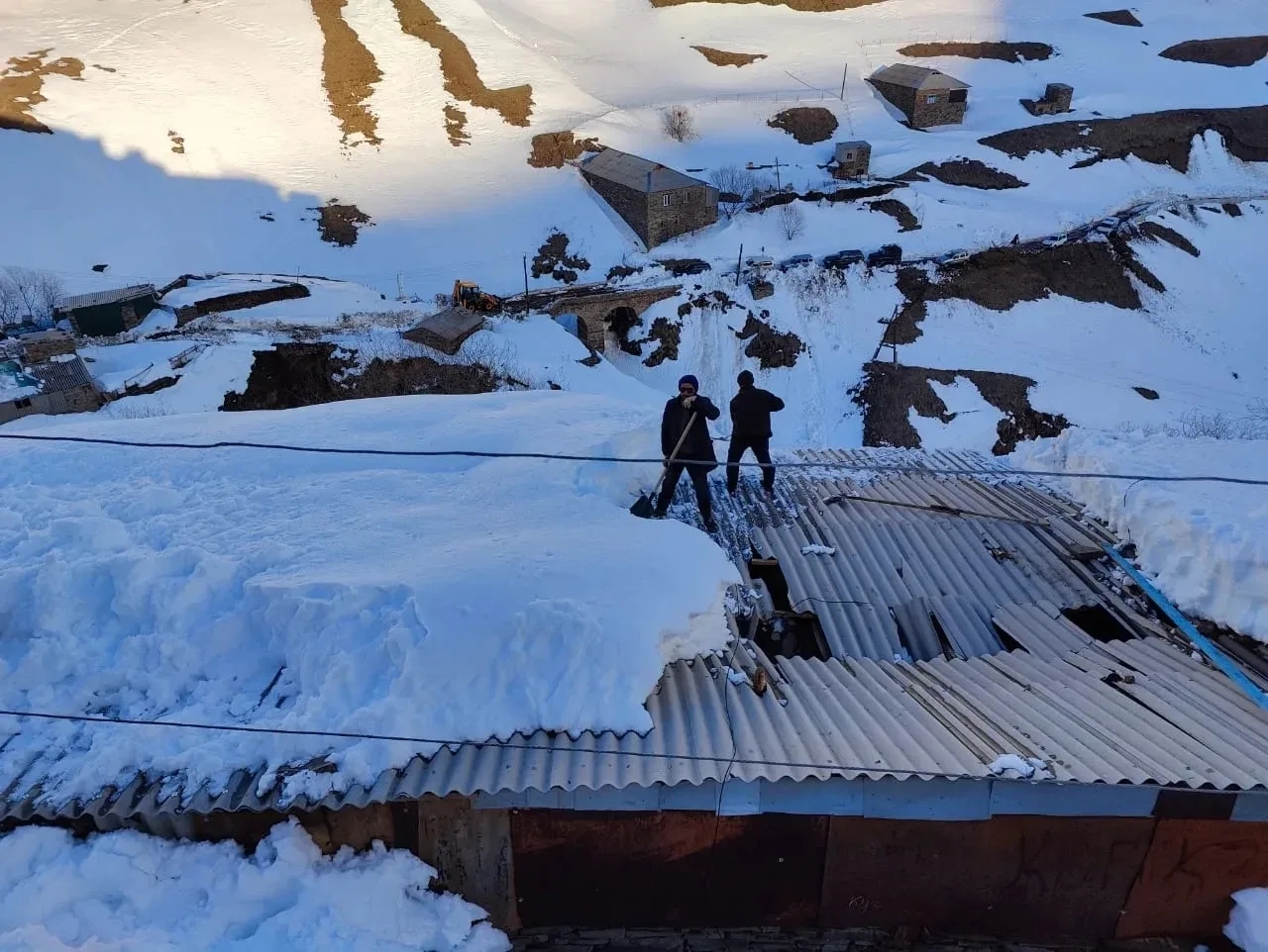 За помощью к пожарным села Тпиг обратились жители Агульского района.