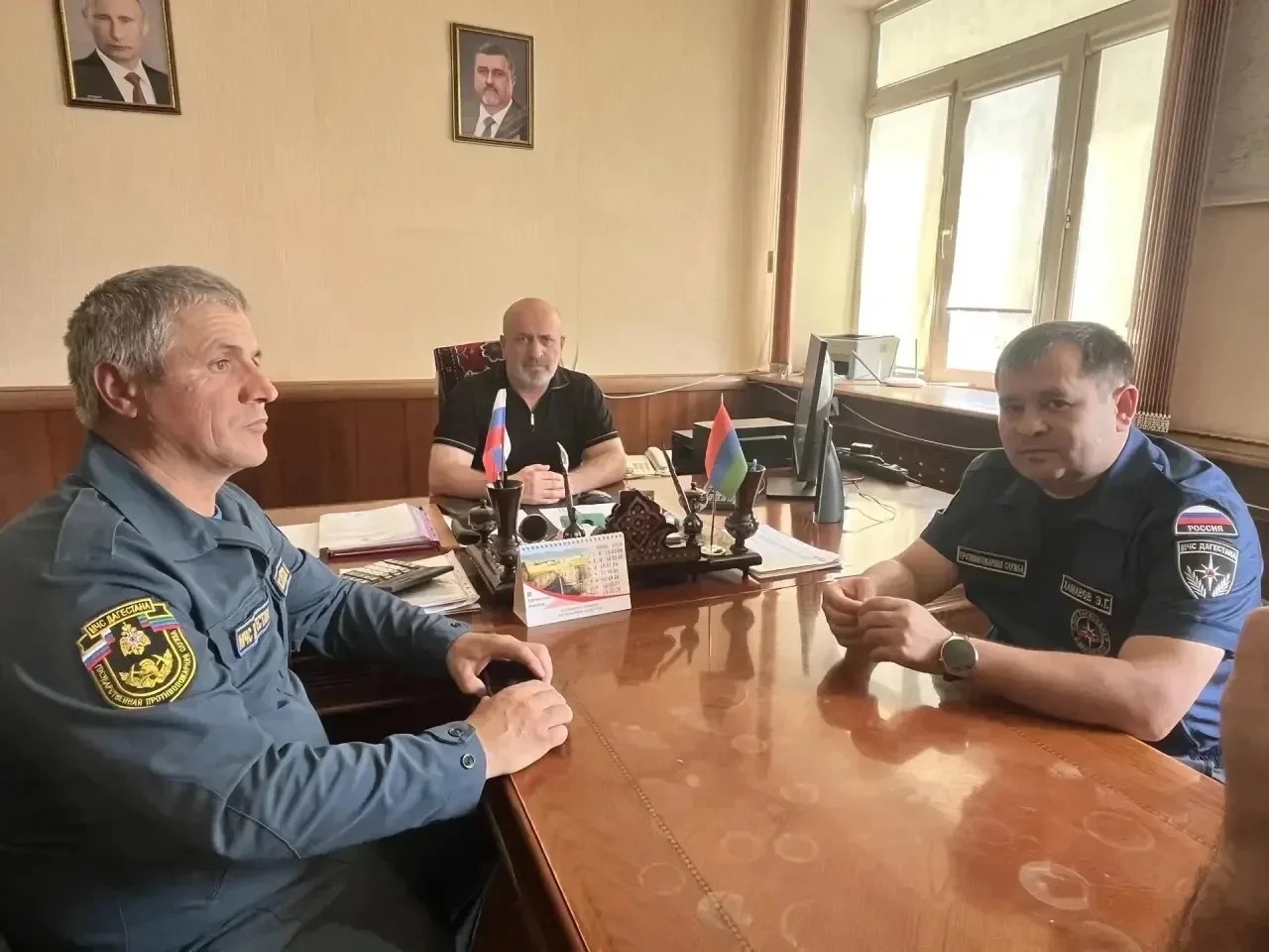 Руководитель противопожарной службы Дагестана проверил готовность пожарных частей и обсудил меры безопасности с главами районов