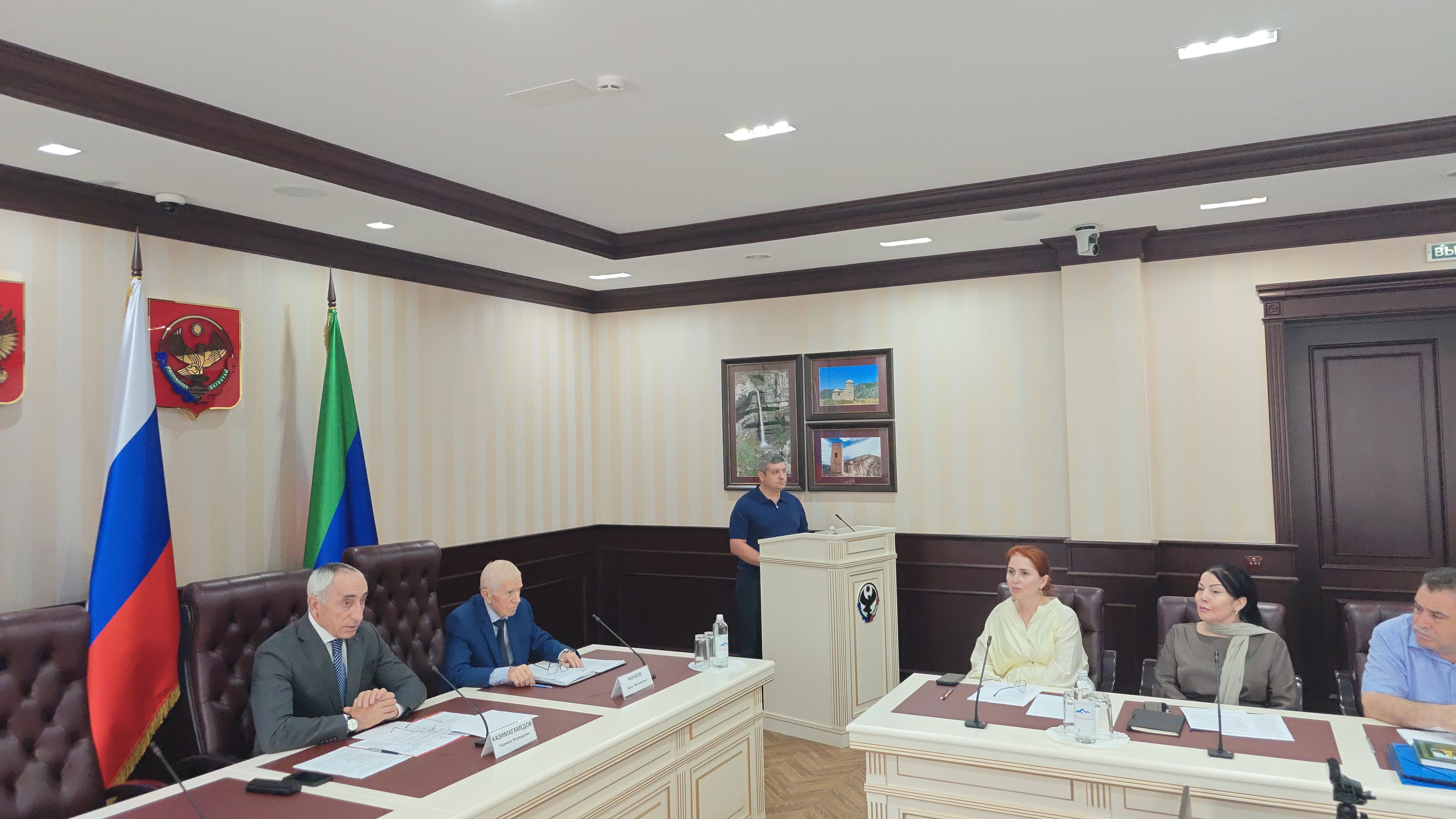 Нариман Казимагамедов открыл Заседание Общественного совета при министерстве по делам гражданской обороны, чрезвычайным ситуациям и ликвидации последствий стихийных бедствий Республики Дагестан.