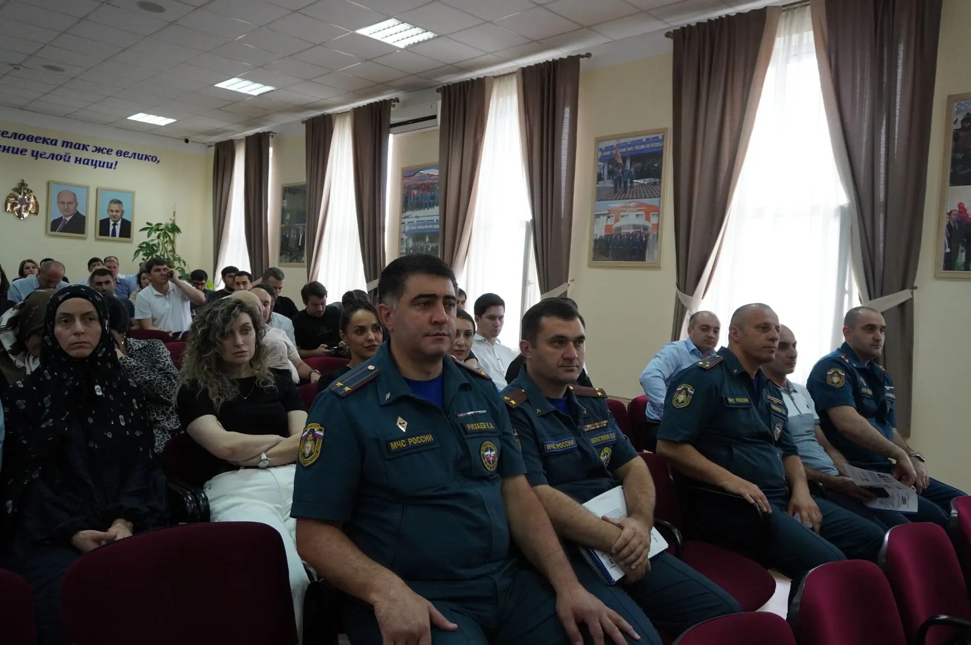В рамках подготовки к Единому дню голосования в чрезвычайном ведомстве республики прошел учебно-методический семинар